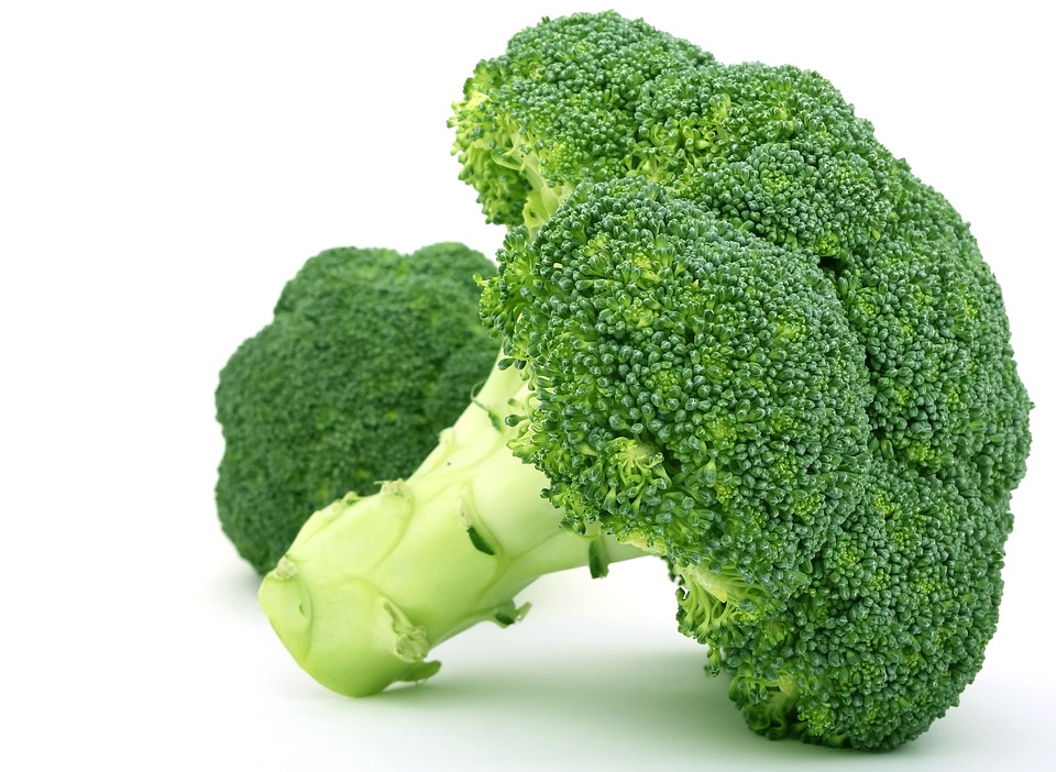 Cure your dry skin problems with Broccoli