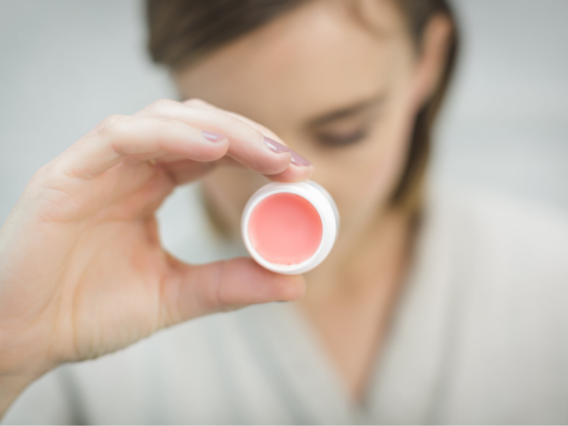 Make natural lip balms